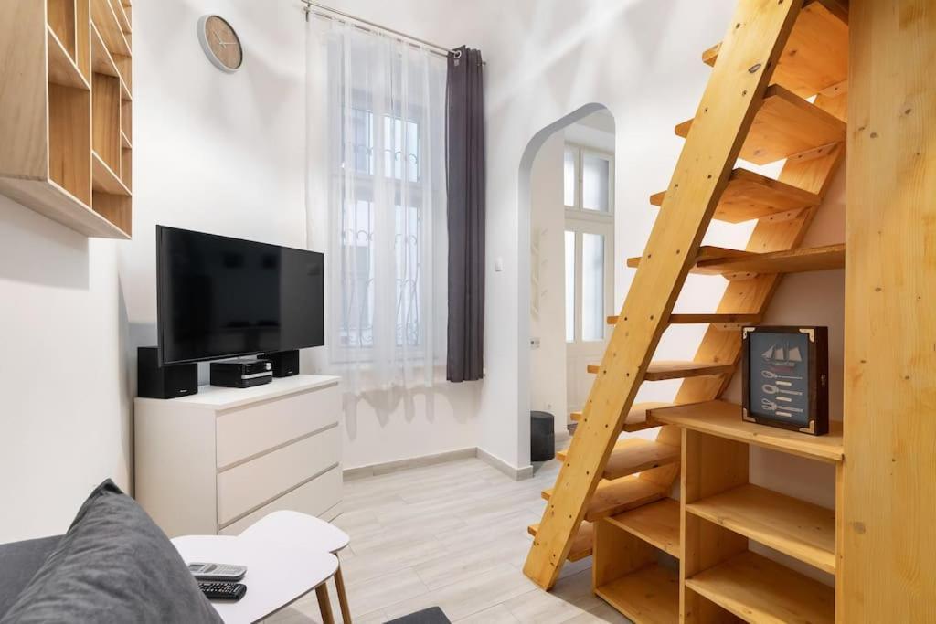Swarz'S Downtown Apartment Budapeszt Zewnętrze zdjęcie